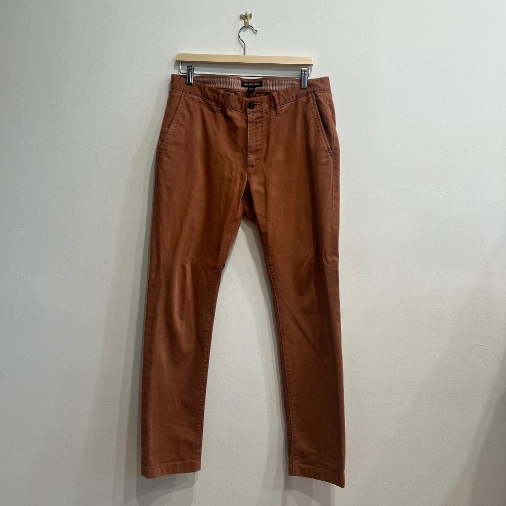 Michael Kors Men’s Rust Brown Flat Front Chino Pants 32x32